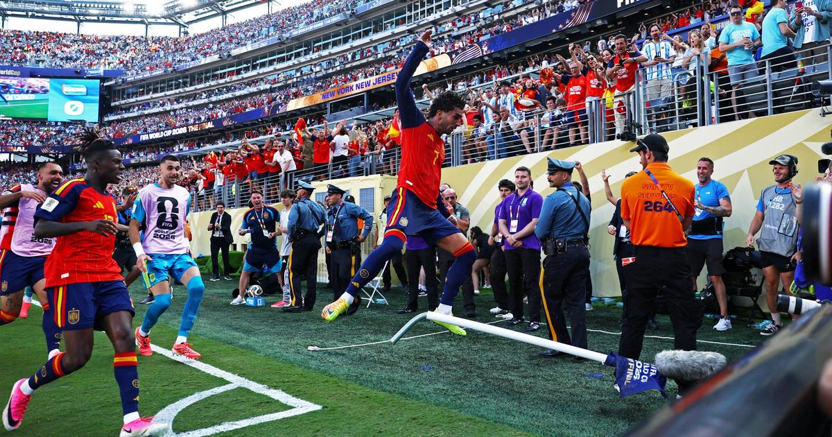 Ferran Torres a délivré les siens. (Ảnh: Kai Pfaffenbach / REUTERS)