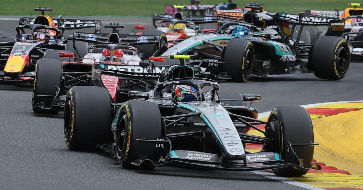 Kimi Antonelli domine les débats devant le Monégasque. (Ảnh: Christian Hartmann / REUTERS)