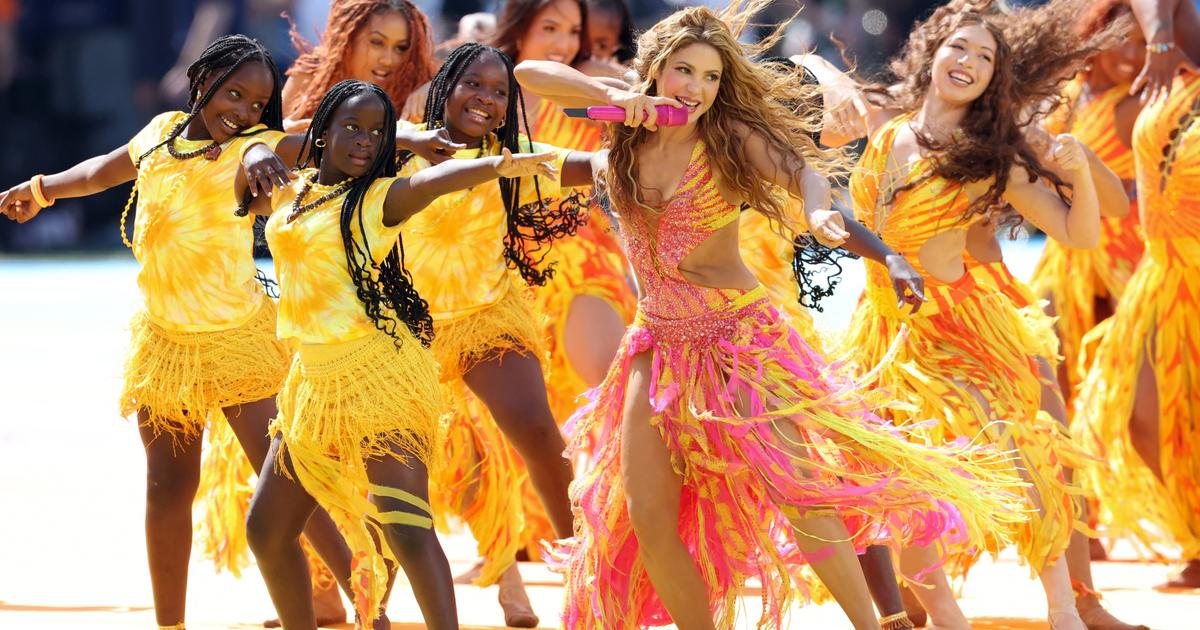 Shakira lors de la mi-temps de la finale de la Coupe du monde 2026, le 19 juillet. (Ảnh: KEVIN KANE / Getty Images via AFP)