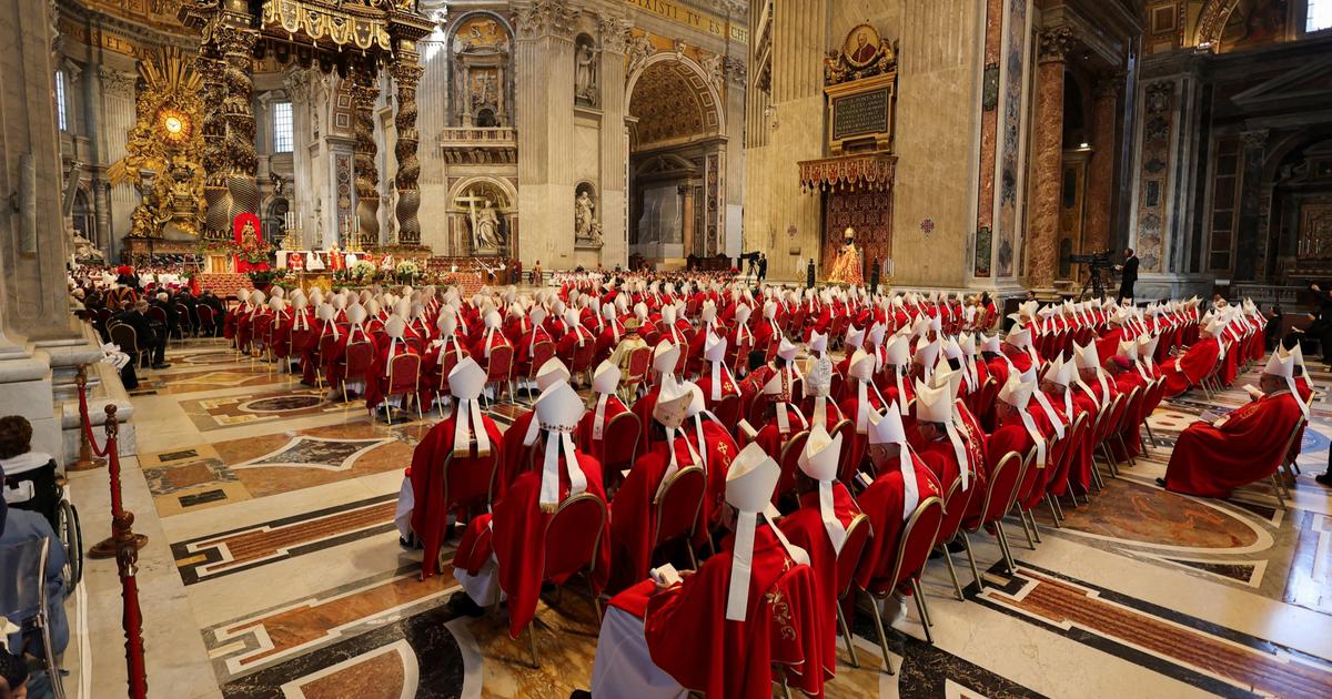 Violences sexuelles : cinq femmes accusant un prêtre slovène dénoncent l’opacité du Vatican, qui assure que le dossier est «encore en cours d’examen»