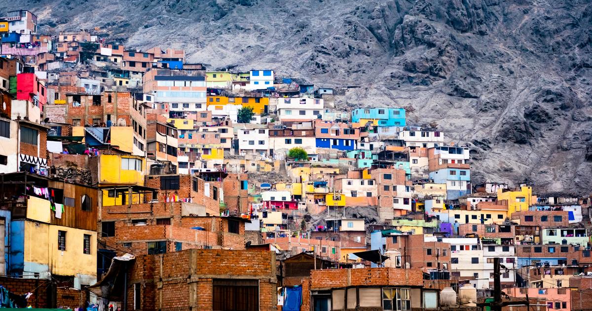 Cháy nhà tại khu vực nghèo ở Lima, Peru khiến 10 người, trong đó có 5 trẻ em, thiệt mạng. (Ảnh: Ievgen Skrypko / ADOBE STOCK)