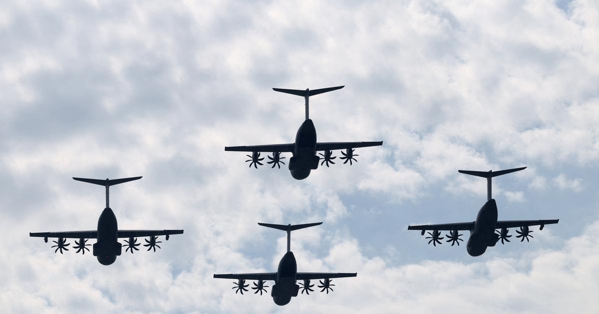 Incendies en France : l'avion militaire A400M, «équivalent de trois Canadair», va être déployé «d'ici à fin juillet» annonce le gouvernement