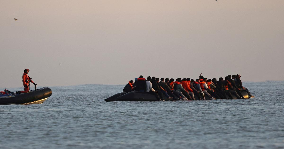 Manche : nouveau record avec 150 migrants à bord d’un même bateau