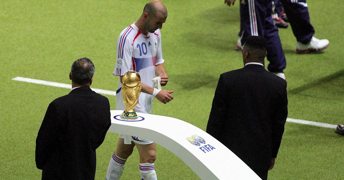 Premier match, France-Brésil, coup de boule... Zidane chez les Bleus en 23 clichés