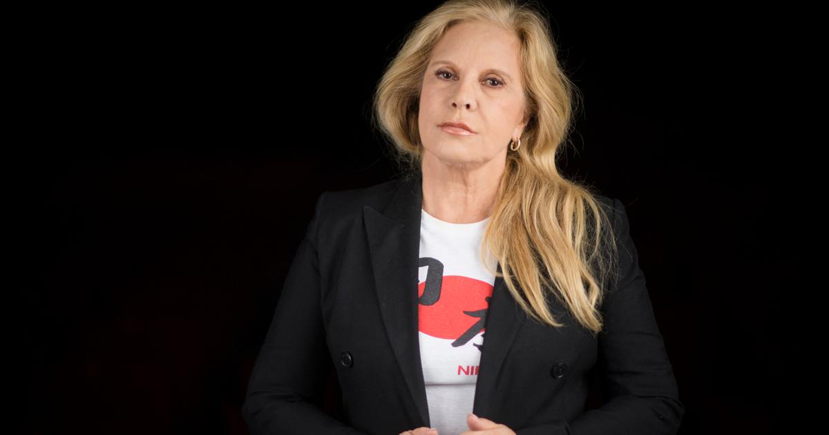 Après avoir bouclé sa tournée d’adieu à la scène, Sylvie Vartan retourne finalement sur scène en 2027