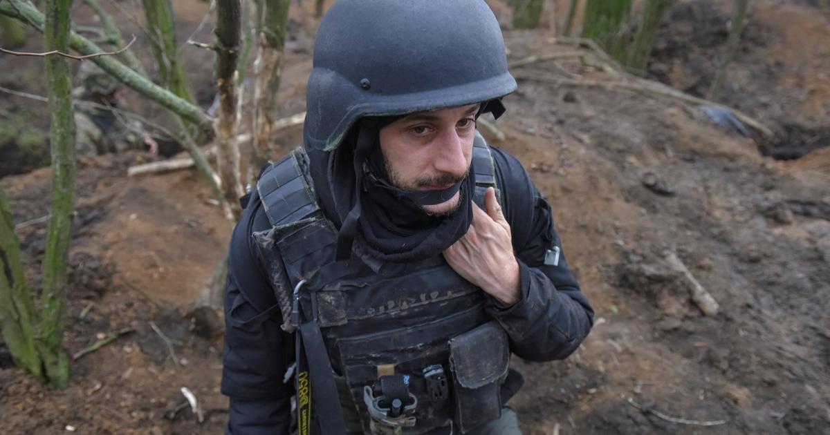 Guerre en Ukraine : le photojournaliste français, Antoni Lallican, tué par un drone russe, a été décoré de la Légion d’honneur