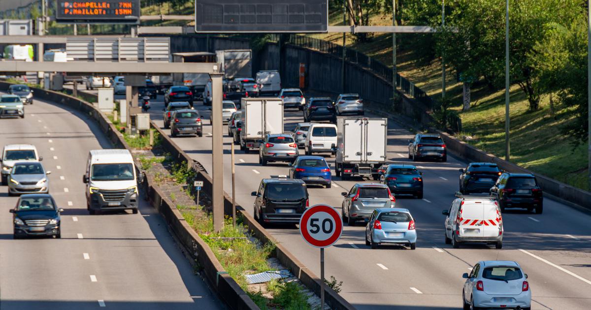 Routes des vacances : plus de 1000 km de bouchons à la mi-journée