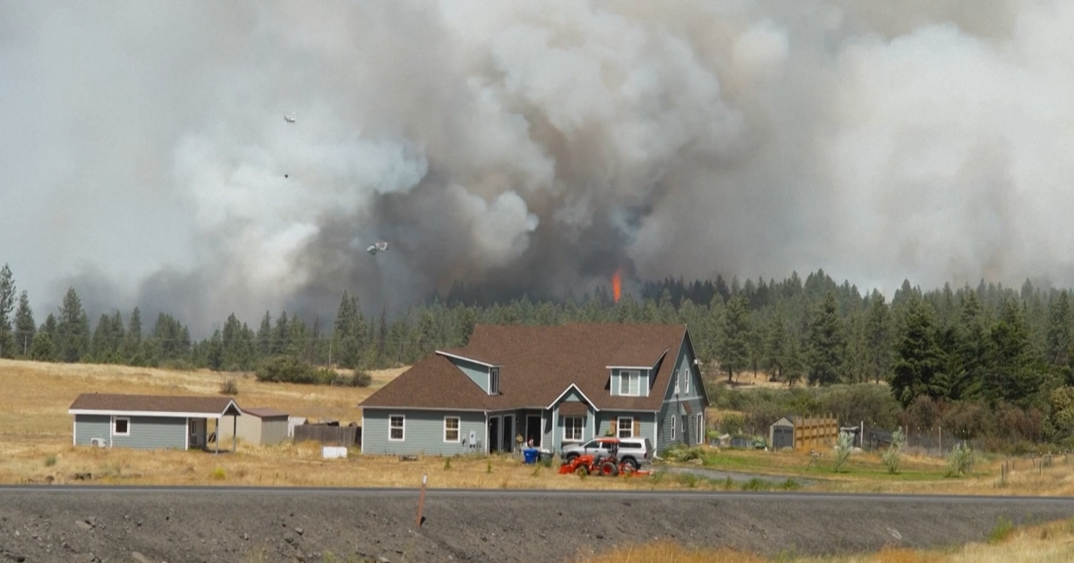 Plus de 80.000 hectares brûlés, des milliers d’évacuations.. Les images des incendies dévastateurs dans l’État de Washington