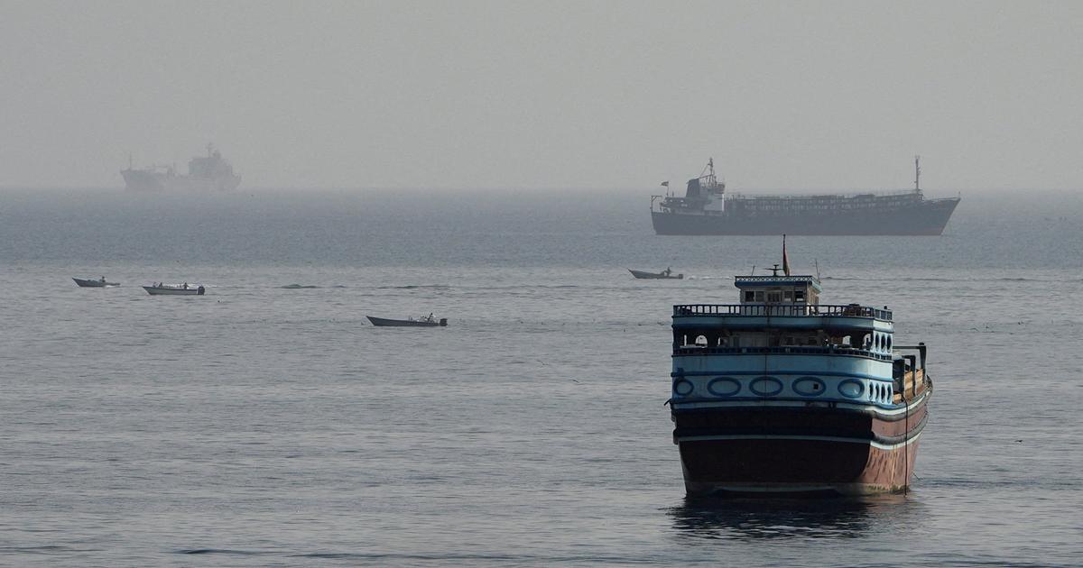 Guerre au Moyen-Orient : un pétrolier signale des explosions dans le détroit d'Ormuz