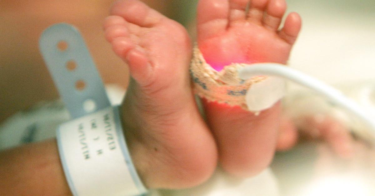 Âge des mères, pauvreté, soins inadaptés aux nouveau-nés… Un rapport pointe les causes de la hausse de la mortalité infantile en France