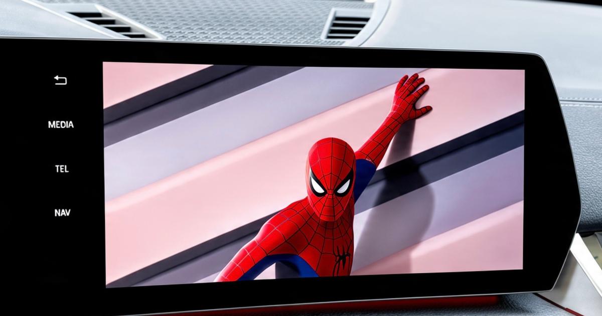« Du grand n’importe quoi » : Spider-Man s’invite sur le tableau de bord des BMW et insupporte les conducteurs