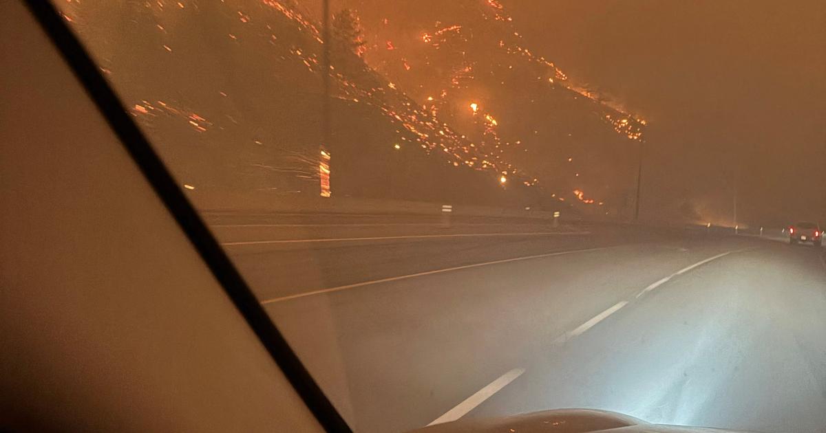 Canada: une femme meurt dans un vaste feu de forêt