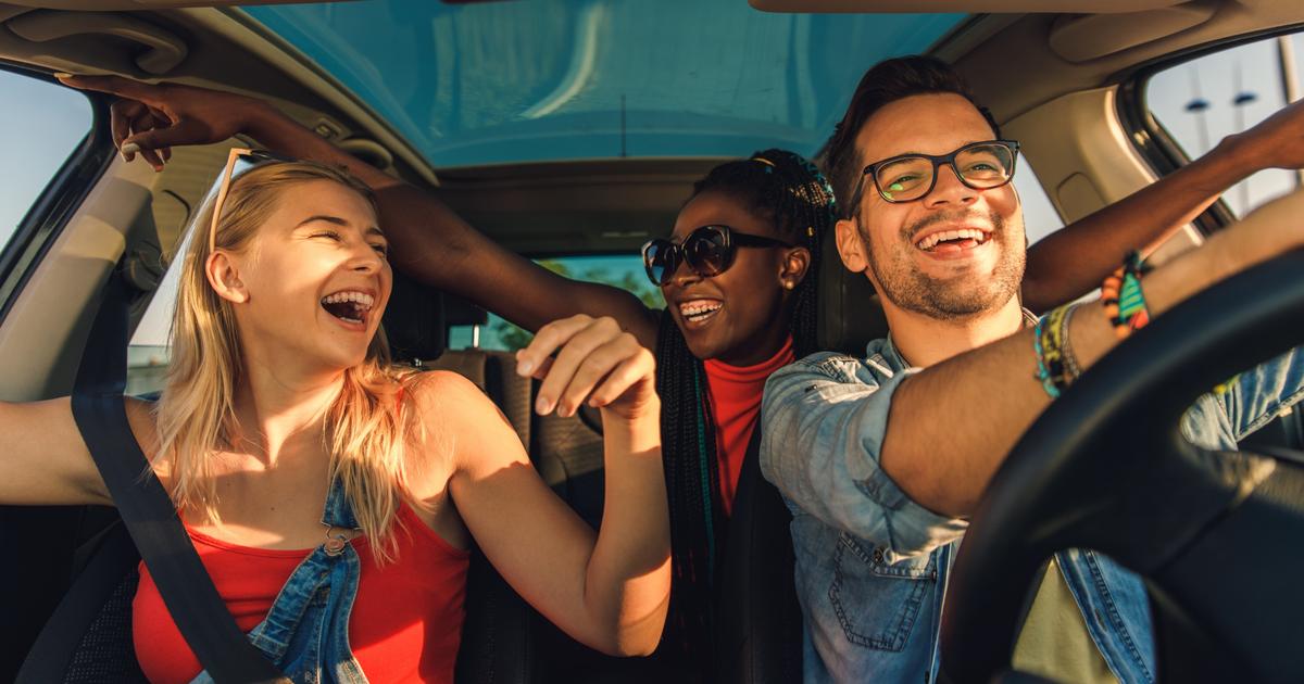 Chasses au trésor, veillées, feux de camp... L’étonnant succès des colonies de vacances pour adultes