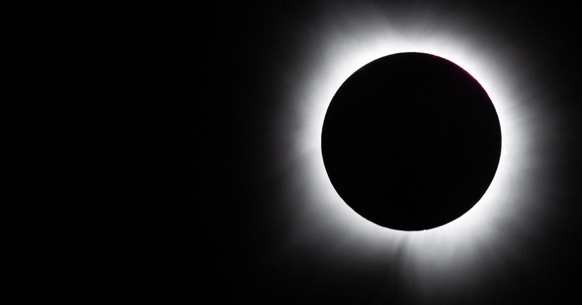 Éclipse solaire du 12 août : les chaînes de télévision bouleversent leurs programmes pour diffuser le phénomène