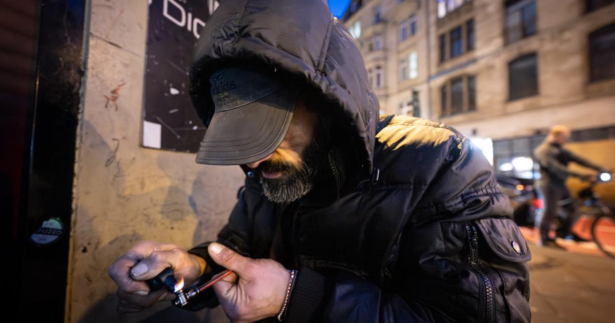 « On n’a jamais vu ça » : reportage dans les rues de Marseille, où la consommation de crack explose