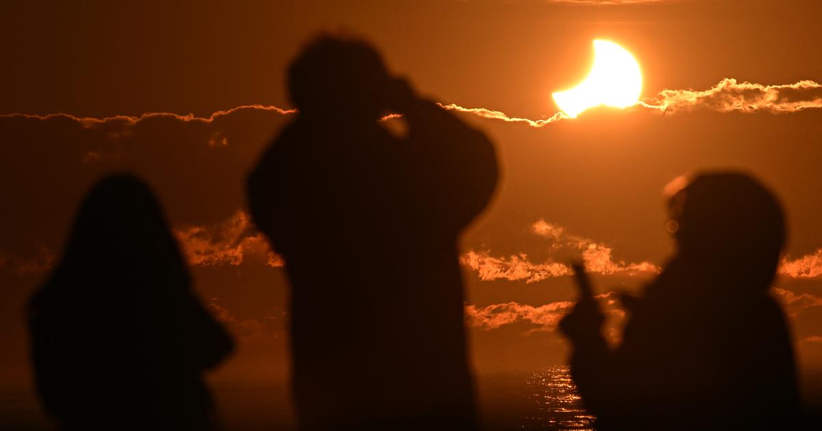 EN DIRECT - Éclipse solaire du 12 août : horaires, lunettes, sites d’observation... Suivez ce phénomène astronomique rare en temps réel