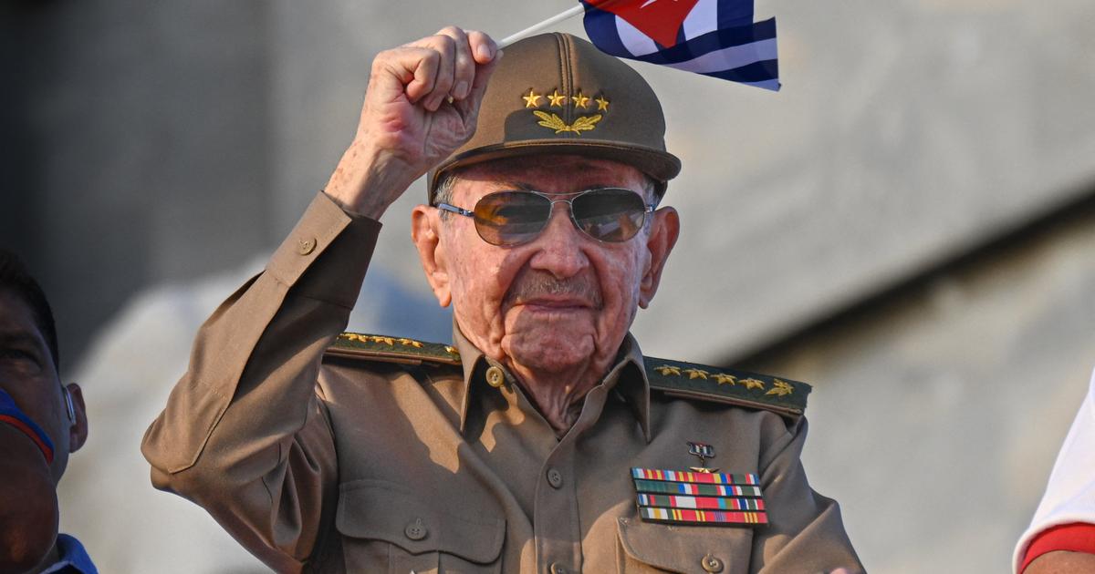Cuba : Raul Castro, inculpé en mai par la justice américaine, réapparaît en public lors d’un hommage à son frère Fidel