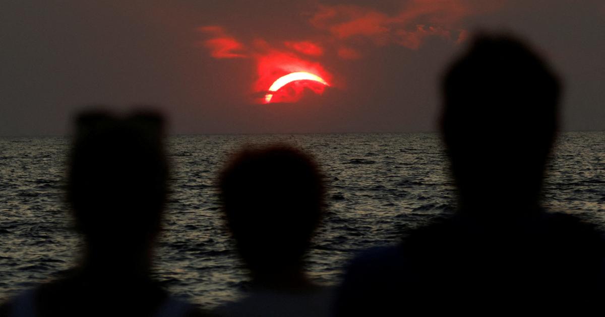 «Tout n’est pas irréversible» : quels symptômes oculaires doivent alerter après avoir regardé l’éclipse ?