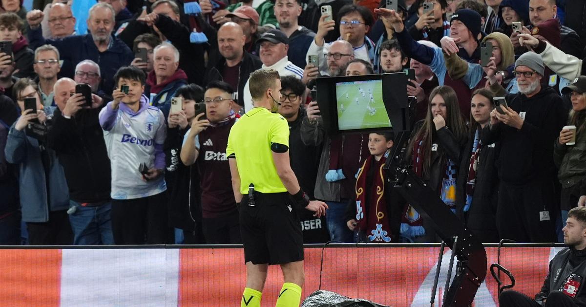 كرة القدم: “VAR يحرمنا من متعة كرة القدم” جماهير ألمانية تنتقد استخدام VAR في كأس ألمانيا