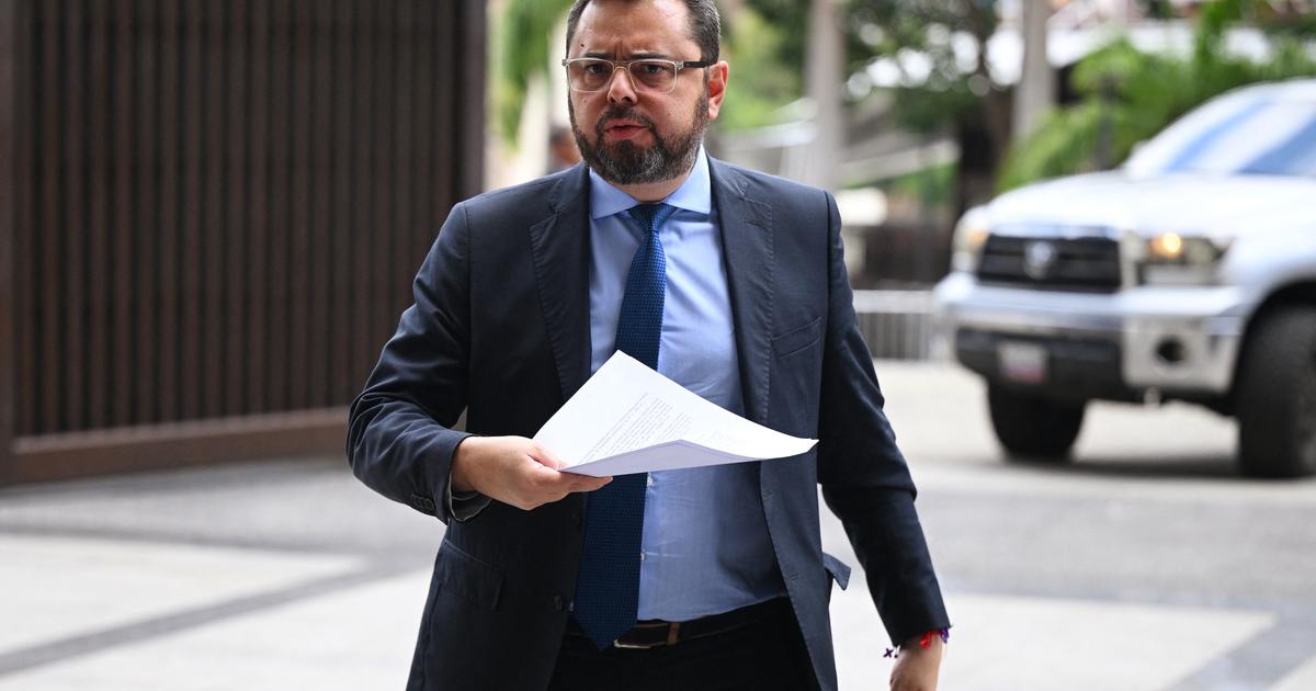 Venezuela : une enquête contre le député proposant la dollarisation de l'économie