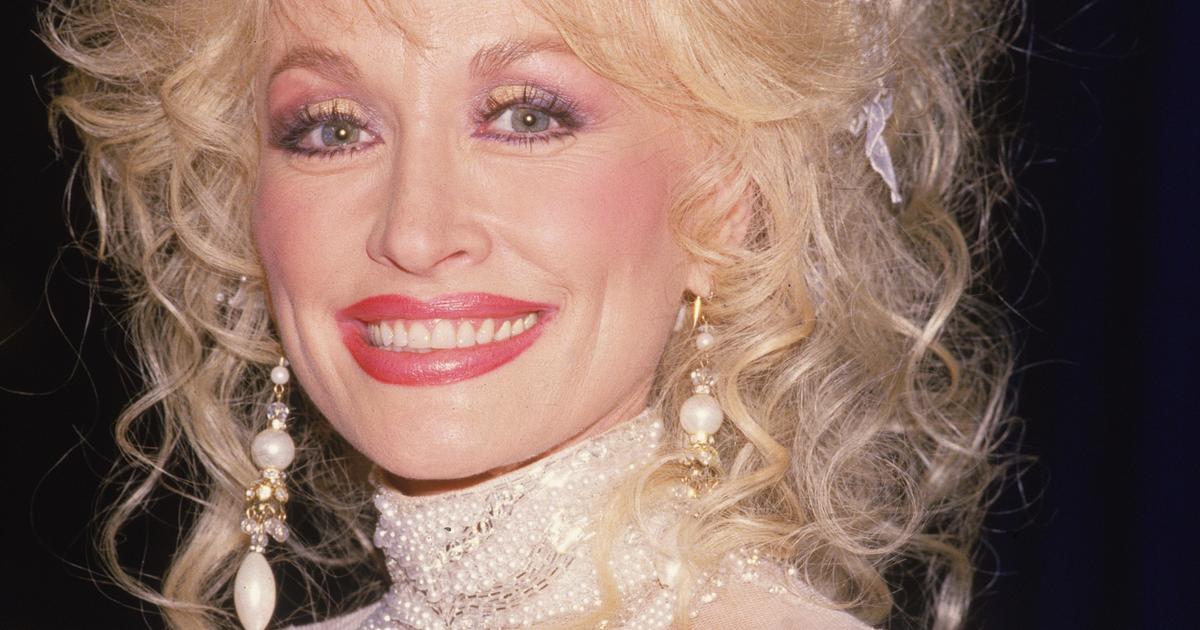 Dolly Parton En 15 Looks Beaut Inoubliables dolly-parton-en-15-looks-beaut-inoubliables