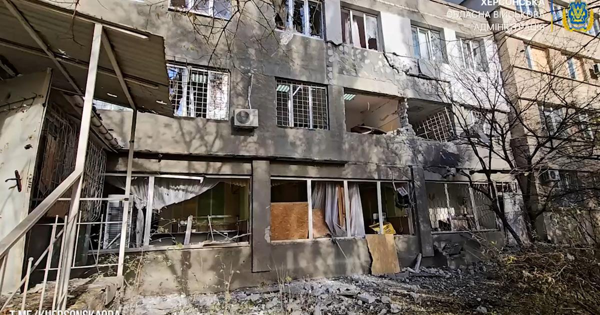 Guerre en Ukraine : menacés par des frappes russes, les habitants de Kherson appelés à quitter la ville
