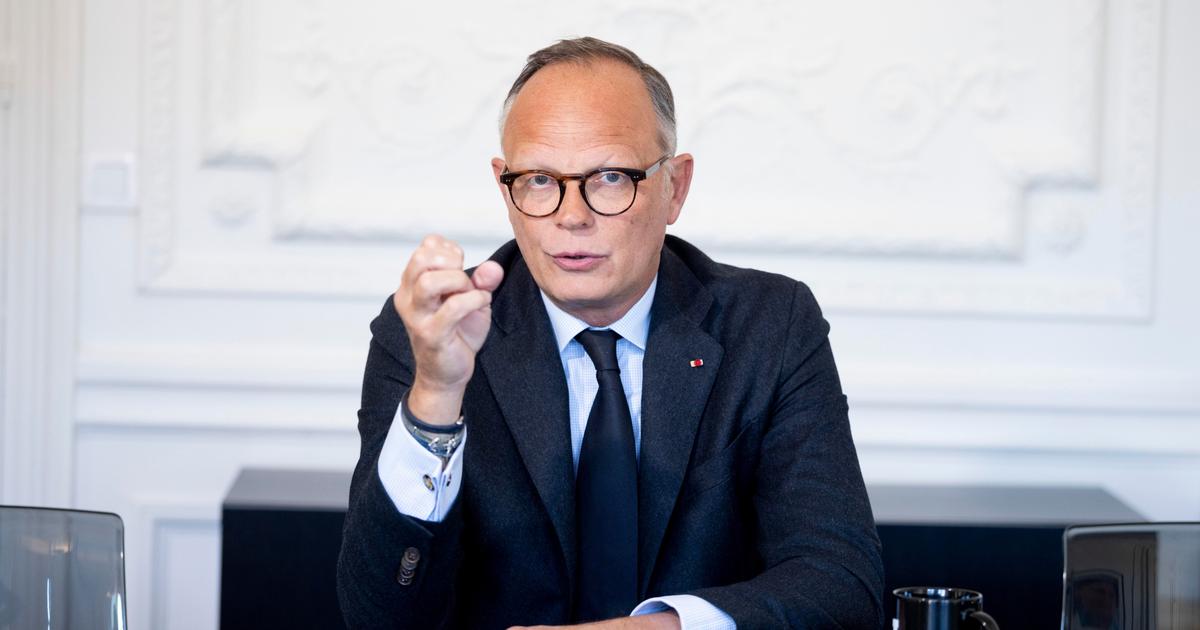 «Open bar» des arrêts maladie, assurance chômage : quels effets attendre des mesures pour l’emploi d’Édouard Philippe ?
