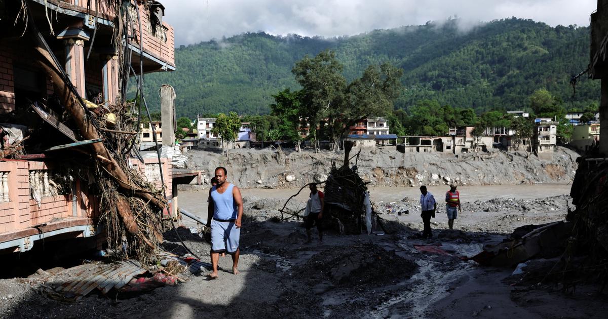 EN DIRECT - Crues dévastatrices au Népal  et au Tibet : le risque présenté par une retenue d’eau en surplomb «diminue»