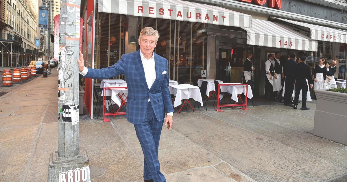 Jay McInerney: «Έχω παντρευτεί τέσσερις φορές, δεν είμαι ούτε περήφανος ούτε ντρέπομαι για αυτό»