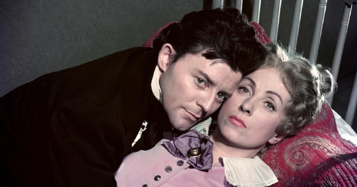 Le Rouge Et Le Noir De G rard Philipe Victor Belmondo Les Nombreux le-rouge-et-le-noir-de-g-rard-philipe-victor-belmondo-les-nombreux
