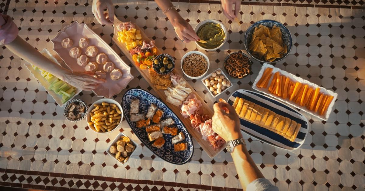 France 5 décrypte la bataille commerciale des gâteaux apéritifs : un documentaire croustillant !