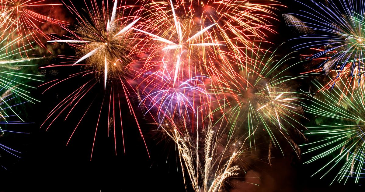 Annulations en cascade, pertes financières... Après des canicules à répétition, quel avenir pour les feux d’artifice estivaux en France ?