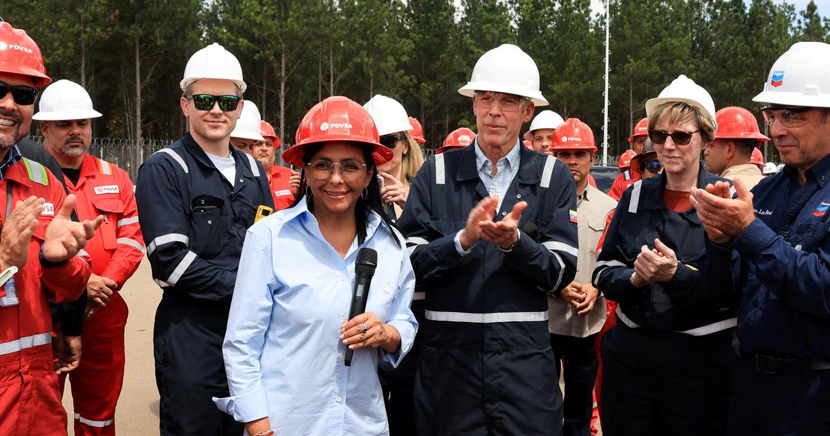 Photo: lefigaro.fr La présidente par intérim du Venezuela, Delcy Rodriguez, le secrétaire américain à l’Énergie, Chris Wright, et la chargée