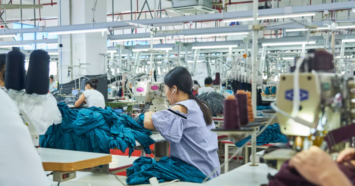 Chine: l'activité manufacturière reste en territoire négatif en août