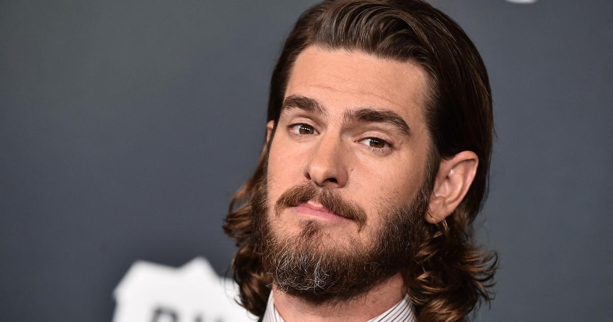 Andrew Garfield réaffirme sa vision d’un Spider-Man gay, 13 ans après une première déclaration d’intention