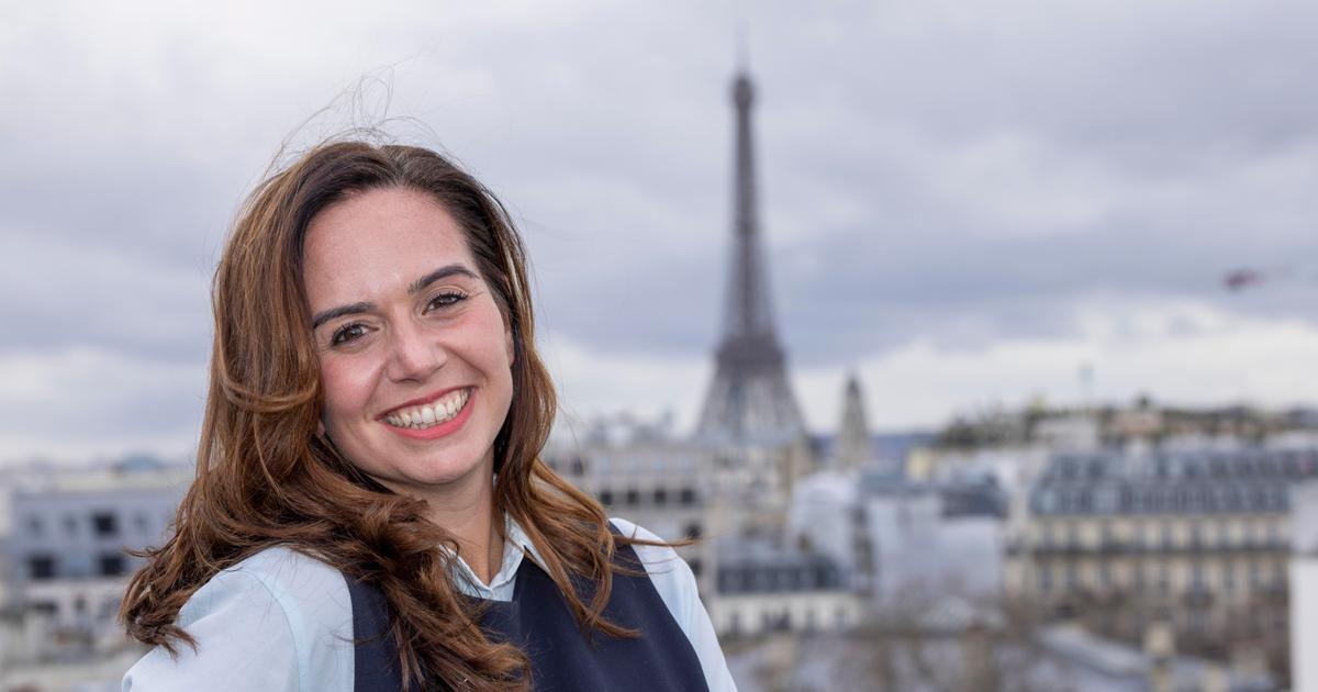 Le Livre De Sarah Knafo Se Vend À 10 000 Exemplaires Par Jour
