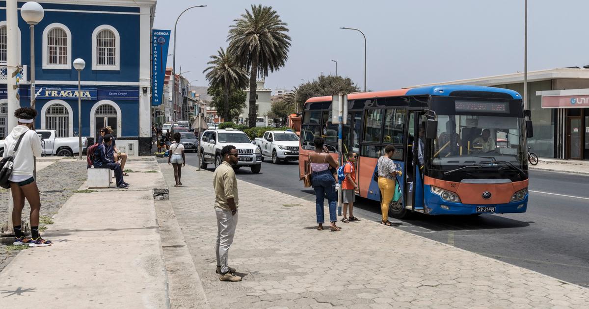 Cap-Vert : un accident de bus fait au moins 25 morts, principalement des enfants et des adolescents