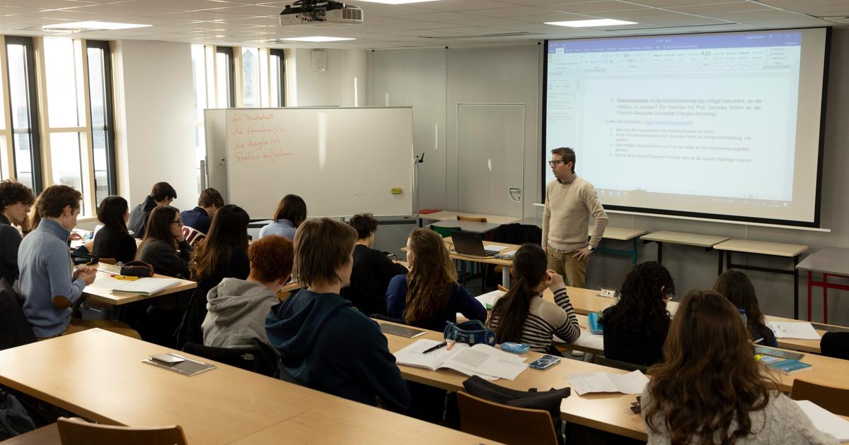 Classement Pisa : quatre infographies pour comprendre le recul des élèves français en sciences depuis 20 ans