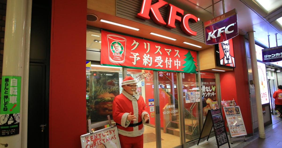 En Italie, KFC offre du poulet frit à vie aux clients qui se font tatouer la marque
