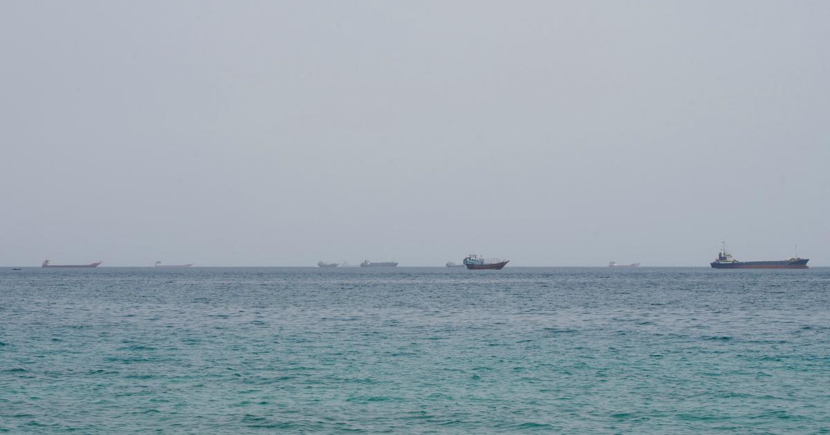 Guerre en Iran : Washington dit avoir détruit cinq pétroliers iraniens, Téhéran attaque une base militaire américaine en Jordanie