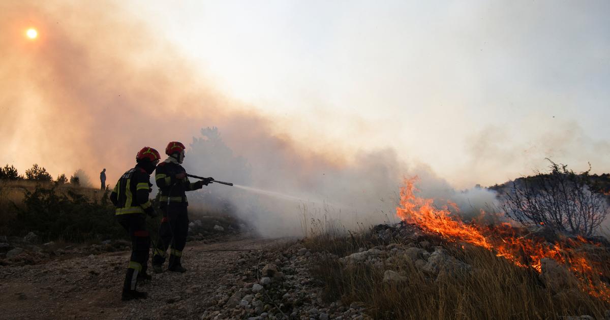 Croatie : alerte activée sur une île où un feu a déjà brûlé 3.000 hectares