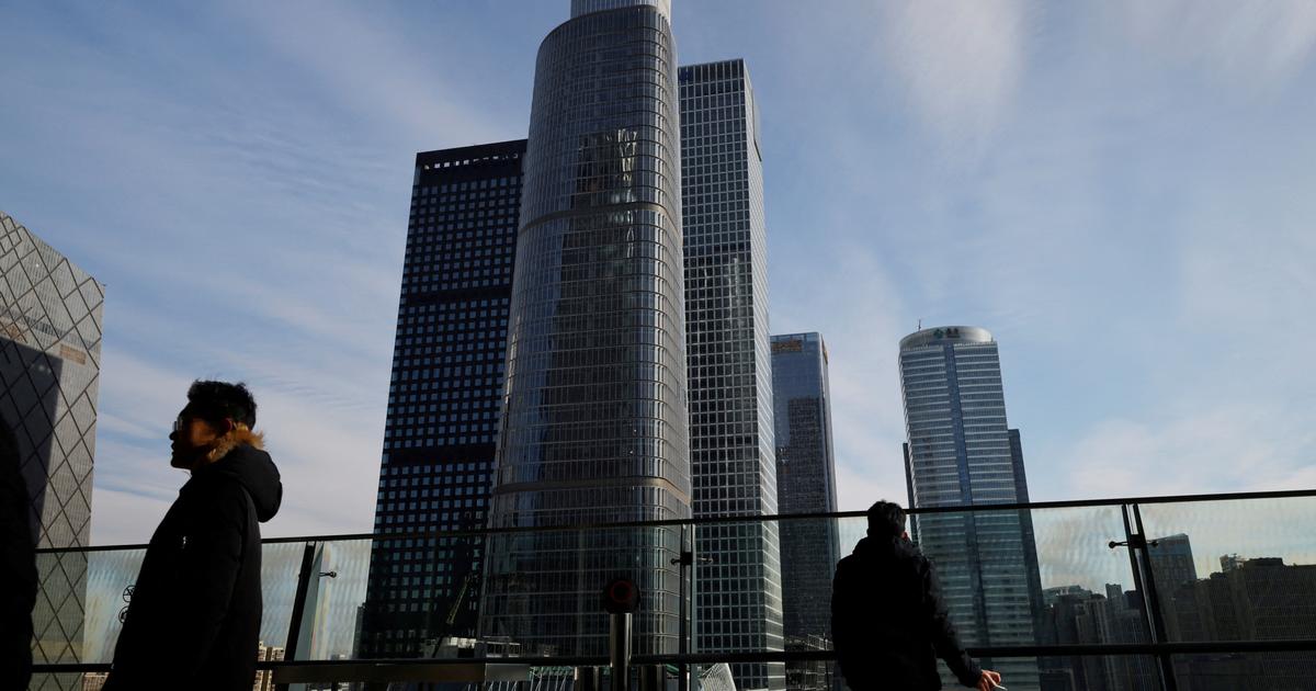 «Je n’ose plus revenir au pays de peur de ne pouvoir repartir» : la Chine durcit les contrôles aux frontières pour empêcher la fuite des talents de l’IA