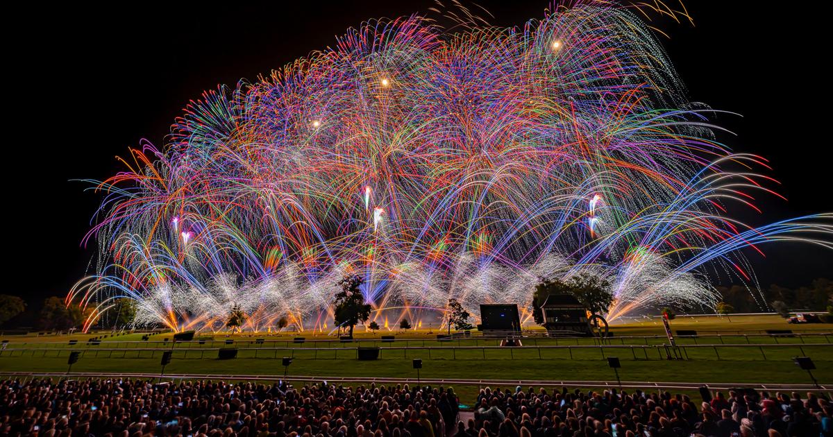 «Création artistique» ou «divertissement d’un autre temps» : quel avenir pour les feux d’artifice ?