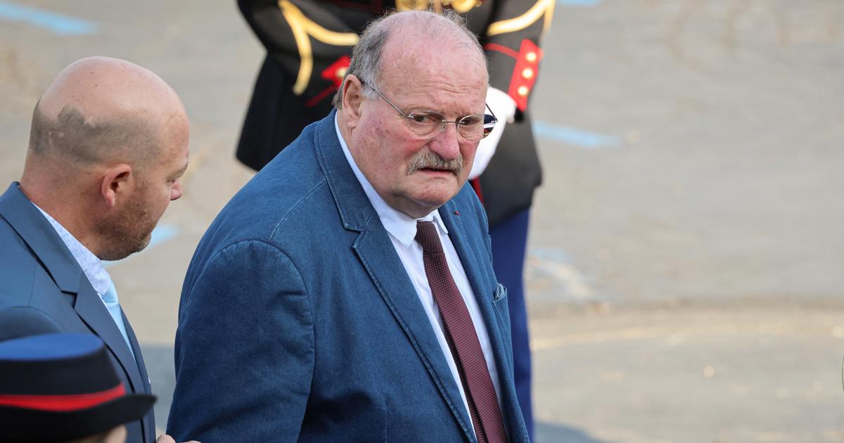 Michel Fournier, ministre délégué à la Ruralité, va quitter le gouvernement pour reprendre la présidence de l'AMRF.