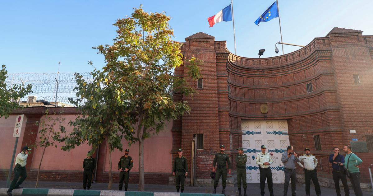 L'Iran ferme un centre culturel affilié à l'ambassade de France à Téhéran