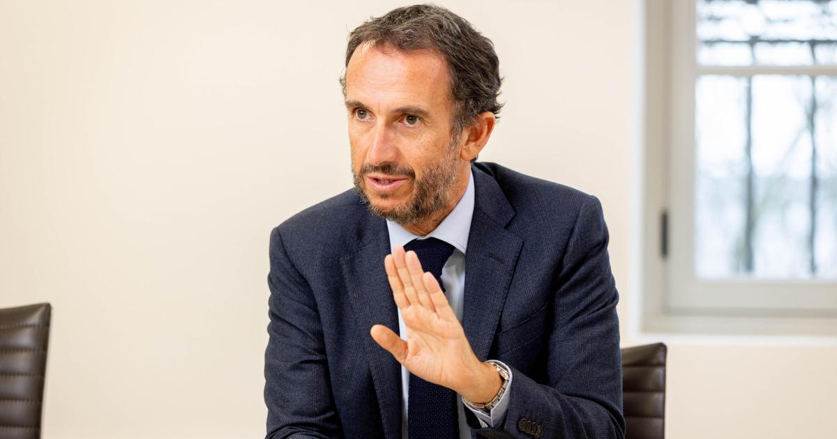 Crise des carburants : le PDG de Carrefour Alexandre Bompard entrevoit un «plateau» à 2,50 euros le litre