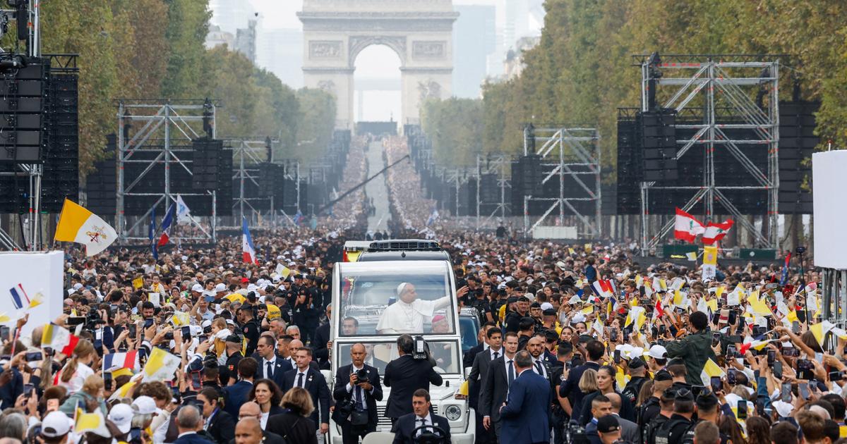 Visite de Léon XIV en France : de Paris, avec la messe géante place de la Concorde, à Lourdes, les images de cette journée de ferveur
