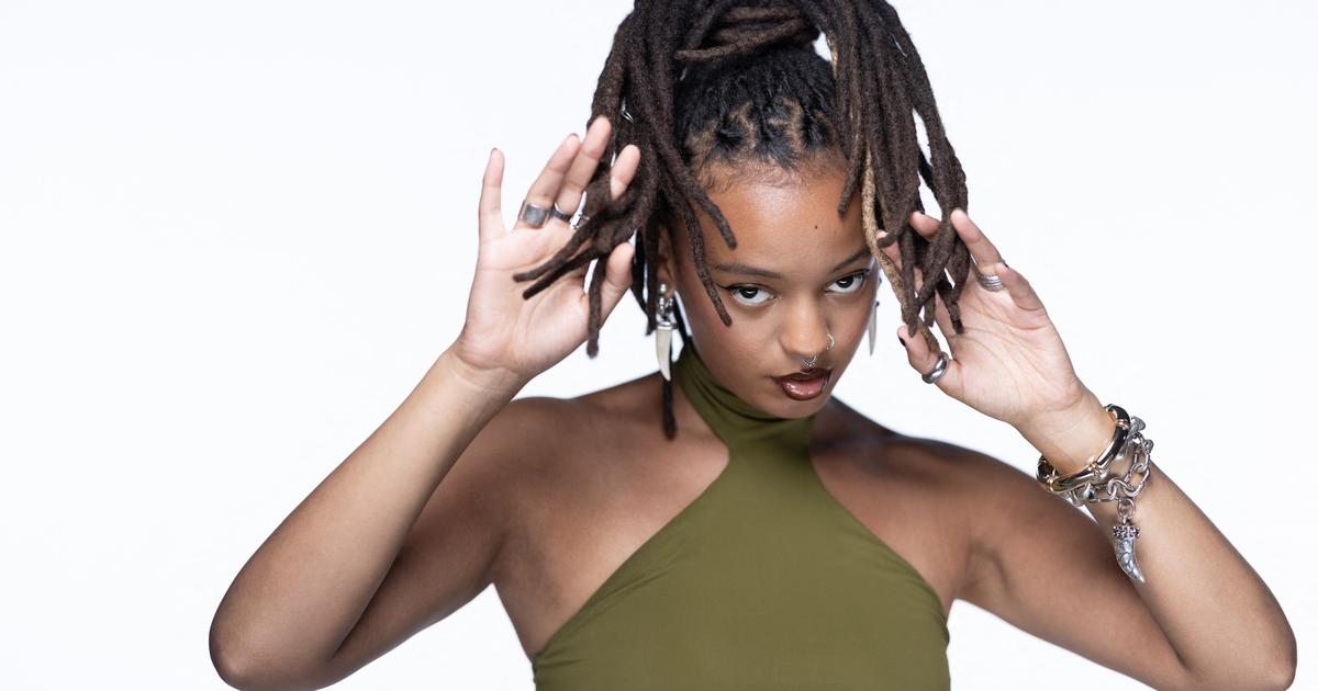 Camille Yembe deux fois récompensée par le prix Joséphine pour son premier album Jeune & Laide