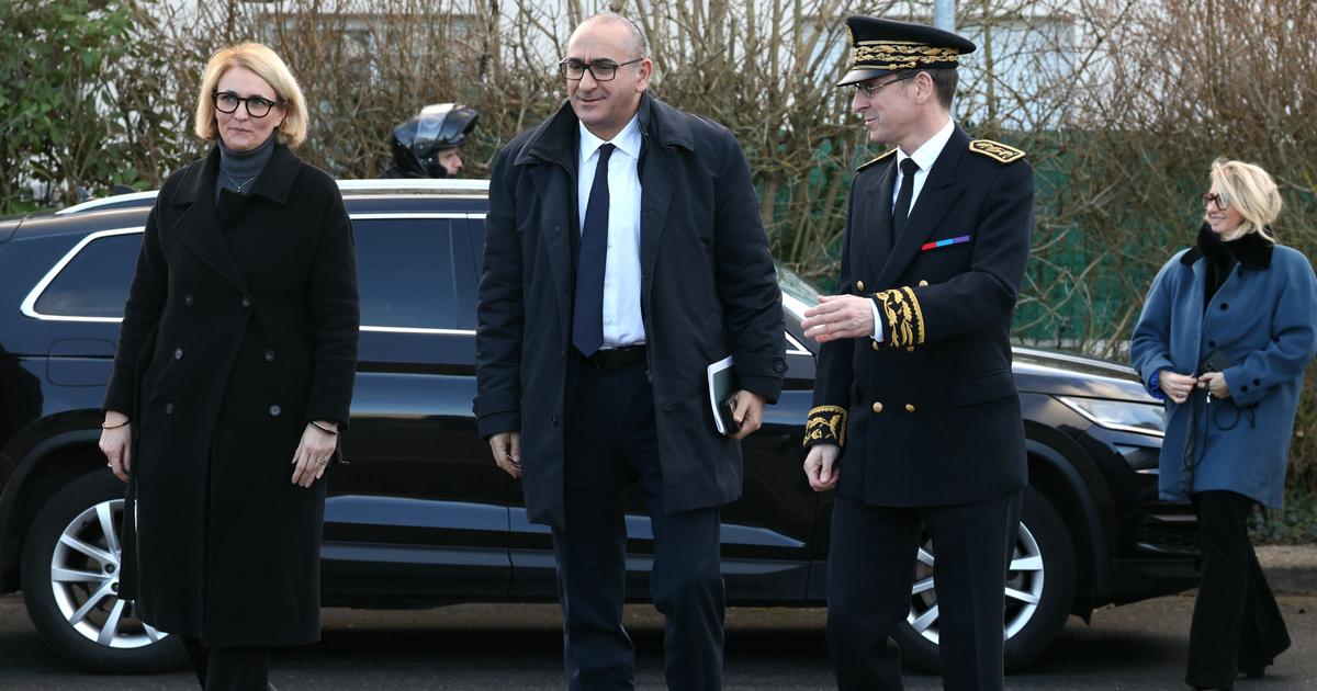 «Il faut une sanction réelle» : le ministère de l’Intérieur généralise la suspension du permis de conduire pour usage de téléphone au volant