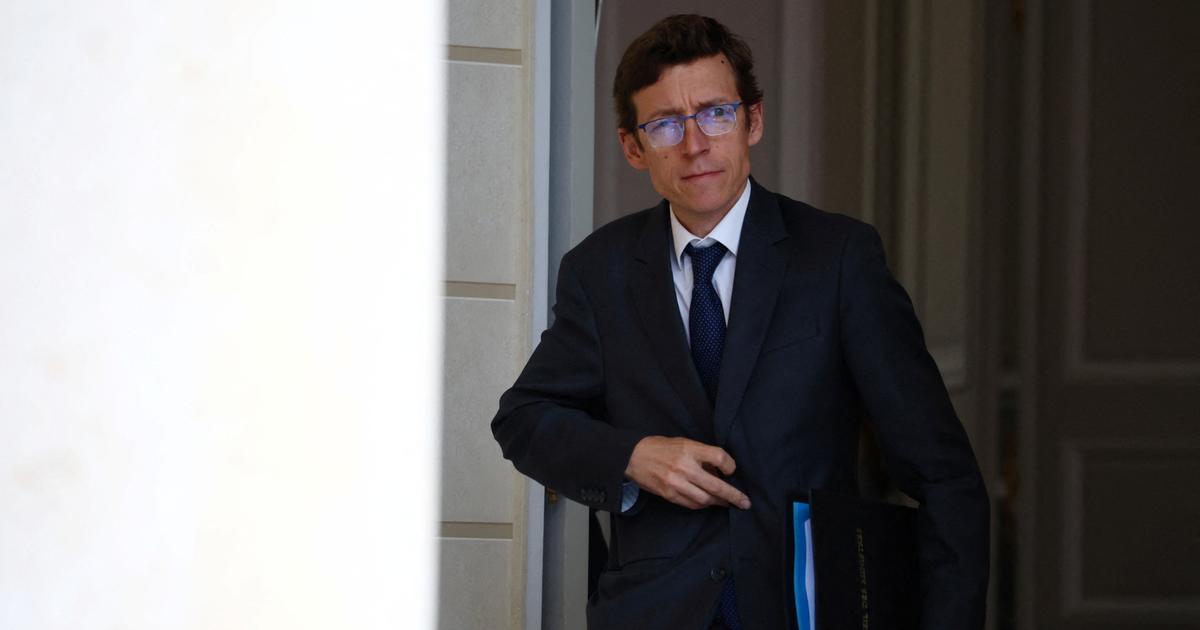 Blocage des lycées : le ministre de l'Éducation demande l'aide des parents car «dans la rue, les enfants sont en danger»